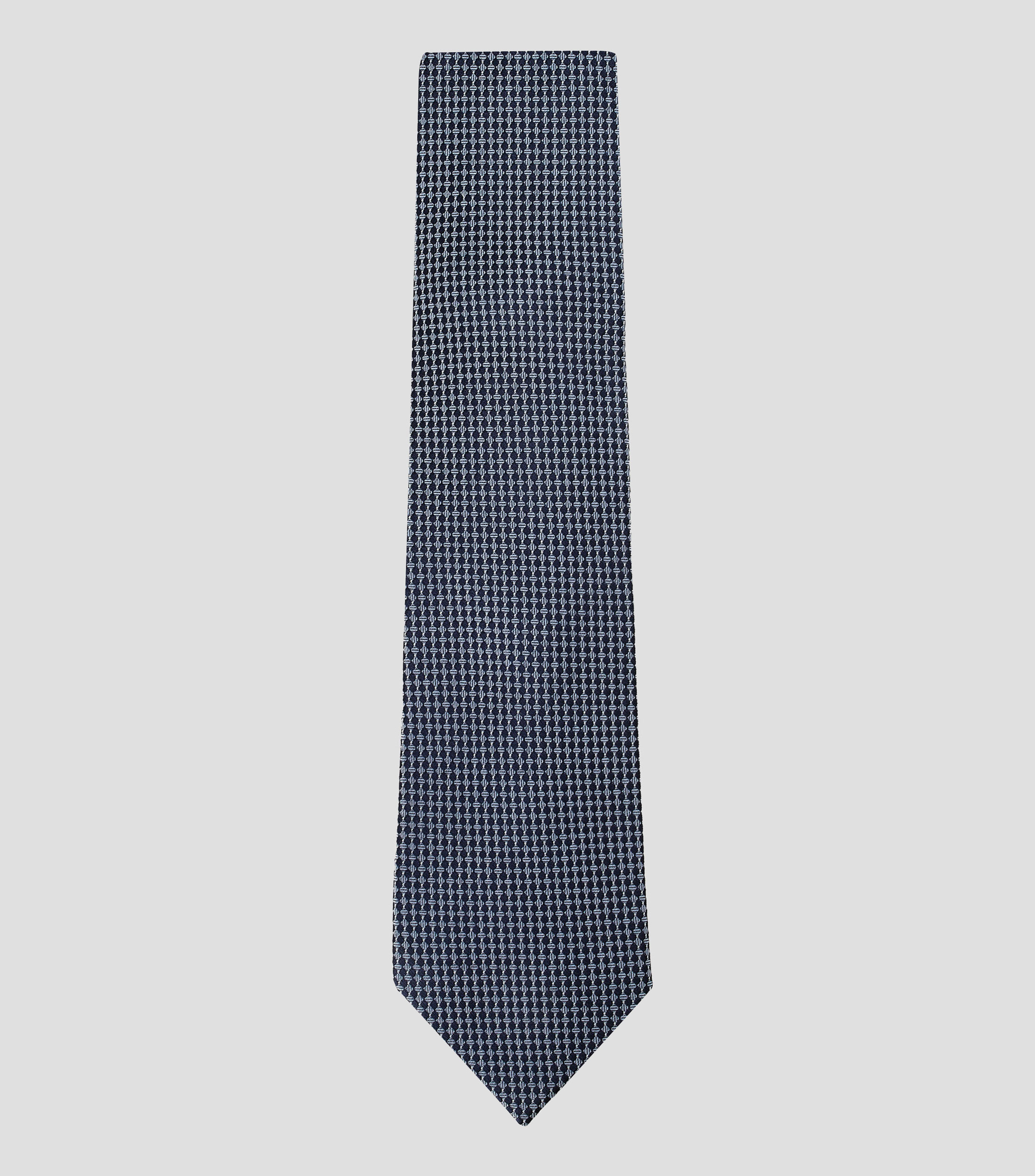 Corbata ancha bordada